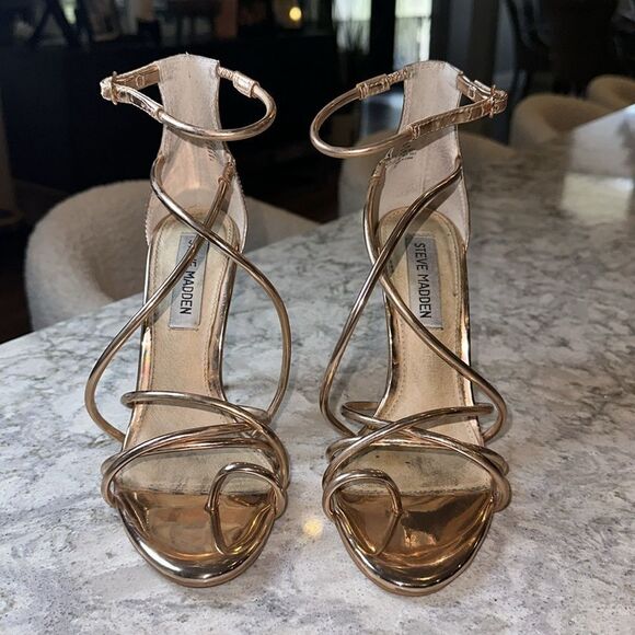 👠 Steve Madden Rose Gold Strappy Stiletto Heels Sz 5.5 - Picture 2 of 6